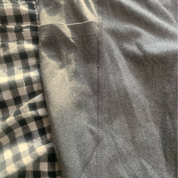 Kirkland Signature Kids Charcoal Leggings - Picture 4 of 4